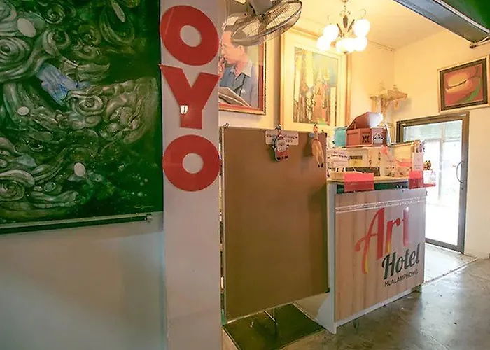 Oyo 568 Art Hua Lamphong 2* בנגקוק