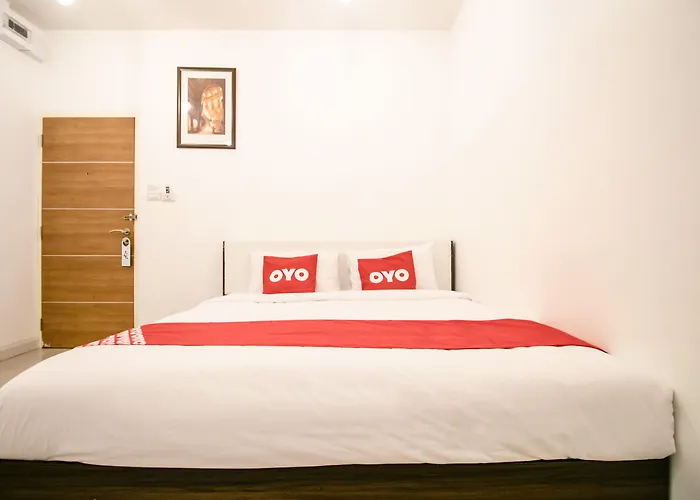 Oyo 568 Art Hua Lamphong 2* בנגקוק